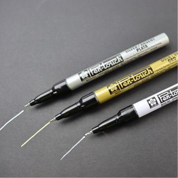 Sakura Pen-Touch Markers 0.7mm Extra-Fine