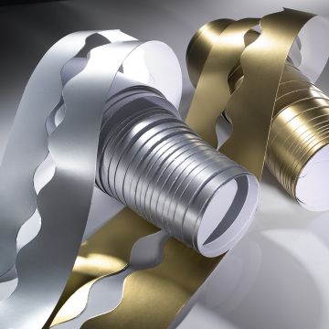 Metallic Scalloped Bordette