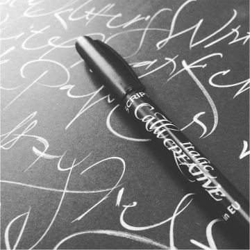 Manuscript Callicreative White Italic Markers. Pack of 2