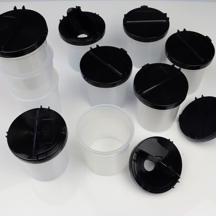 Non-Spill Pots with Flip-Top Lids Pack Non-Spill Pots with Flip-Top Lids Pack